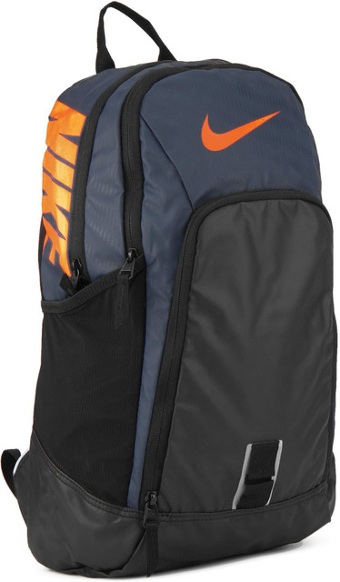 nike alpha adapt rev backpack price Easily adapt to any situation that the day brings your way with the Nike Alpha Adapt Rev Backpack Nike Alpha Adapt - NIKE