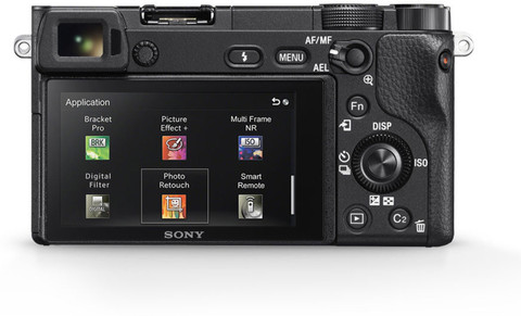 SONY Alpha ILCE-6600M APS-C Mirrorless Camera with 18-135 mm Zoom