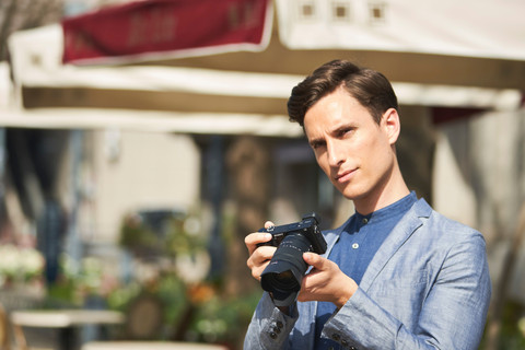 SONY Alpha ILCE-6600M APS-C Mirrorless Camera with 18-135 mm Zoom