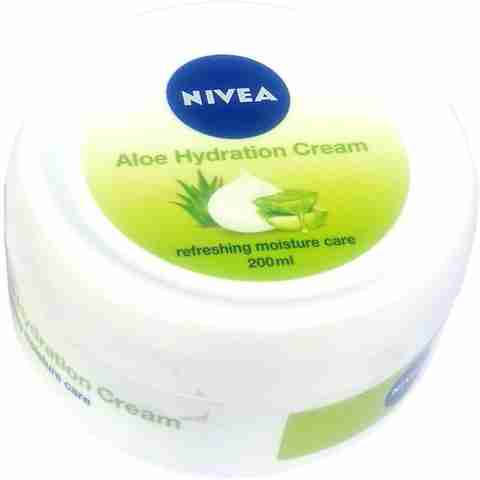 NIVEA Aloe Hydration Cream 200 ml - Price in India, Buy NIVEA Aloe  Hydration Cream 200 ml Online In India, Reviews, Ratings & Features |  Flipkart.com