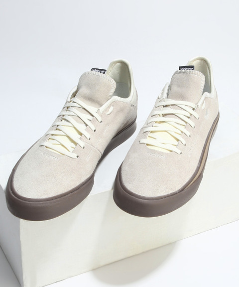 Skate Shoes Adidas Sabalo On Feet ADIDAS ORIGINALS Sabalo Sneakers