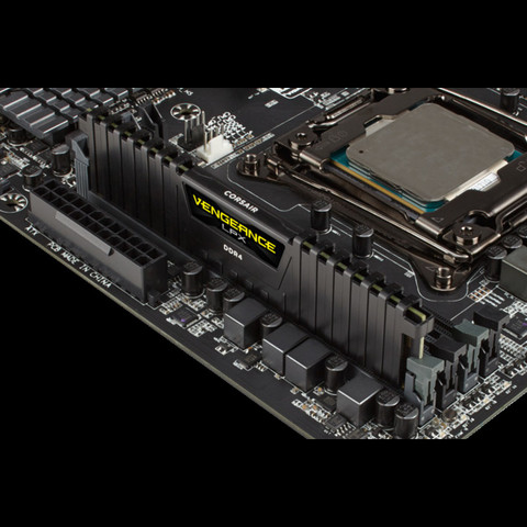 Corsair Vengeance DDR4 8 GB (Dual Channel) PC Vengeance