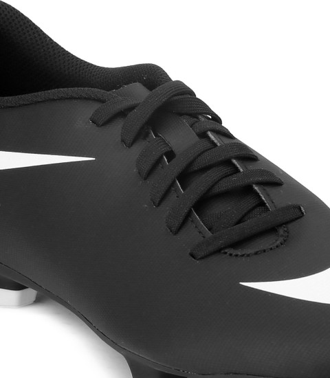 nike bravata ii mens football boots
