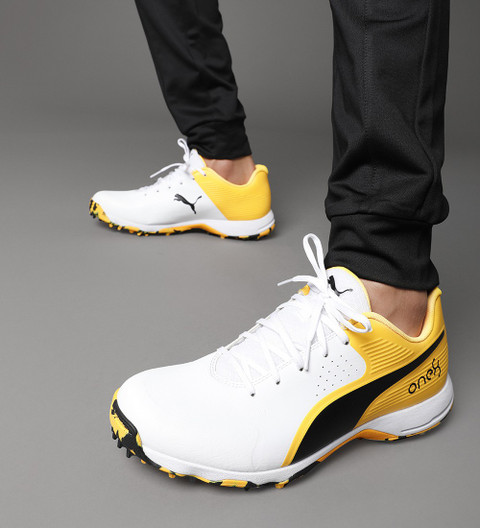 PUMA 19 FH Rubber Cricket Shoes For Men Buy PUMA 19 FH Rubber