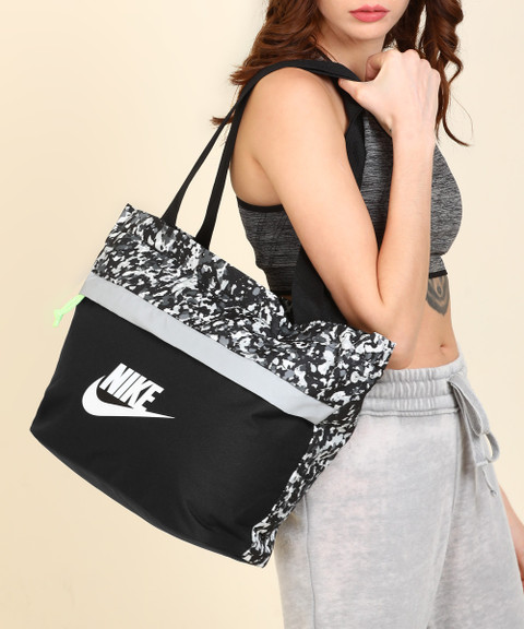 nike ladies shoulder bag