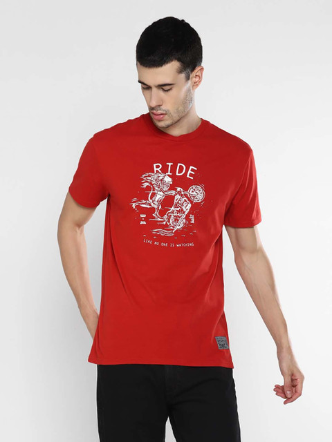 LEVI'S Graphic Print Men Round Neck Red T-Shirt