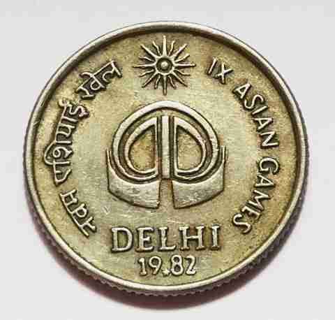 期間限定値下！ACC CM年鑑1982-1983、1985-1989 7冊セット ACC CM年鑑 1985-1991年 7冊セット 全日本CM協議会 ACC CM年鑑