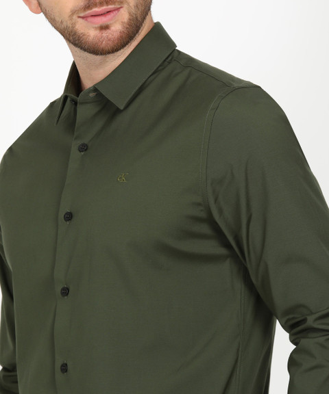 celebrities wearing green dresses Buy WES Formals Sage Houndstooth Relaxed-Fit Cotton Shirt from Westside main image 1