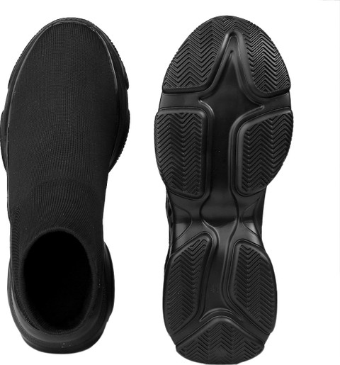 BXXY Men's Black Stylish New Arrival Sports Long Socks Running Shoes For Men