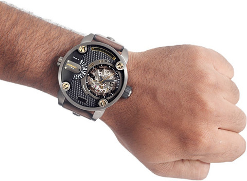 DIESEL Analog Watch - For Men - Buy DIESEL Analog Watch - For Men