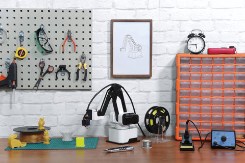 Rotrics Dexarm Luxury Kit Edition | All-in-one Desktop Robot Arm