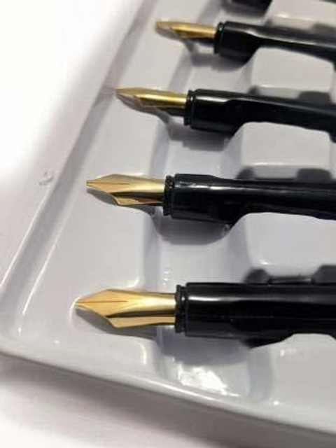 IKIS Calligraphy Pen Set with Nibs Calligraphy