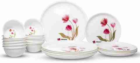 Dreamz Pack of 18 Plastic Wheat Straw Dinner Plates, Lightweight