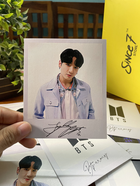 BTS Lomo Cards Pack of 8 Premium Autograph Photocards (4x4.83