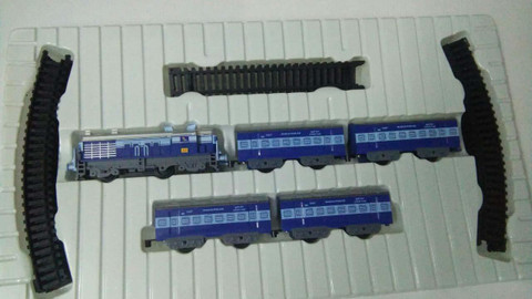 centy INDIAN PASSENGER BATTERY OPERATED TOY TRAIN SET BLUE (ENGINE