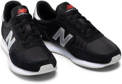 new balance 720 trainers in black