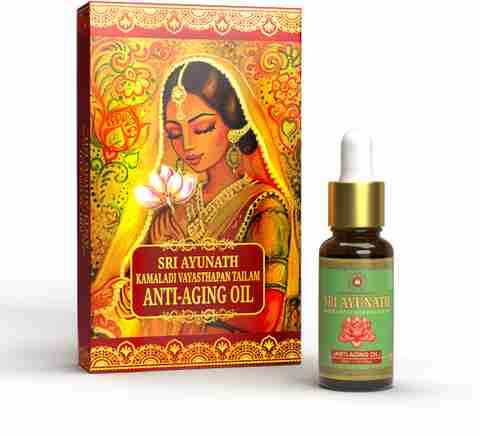 Qora va oq jinsiy karta oynash Ogizdagi sperma bilan uyda jinsiy aloqa