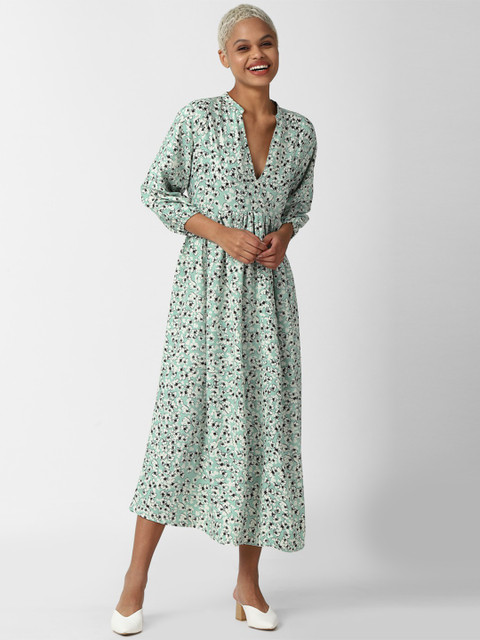 slim fit dress slacks Floral Paisie Midi Dress – DOLLY main image 1