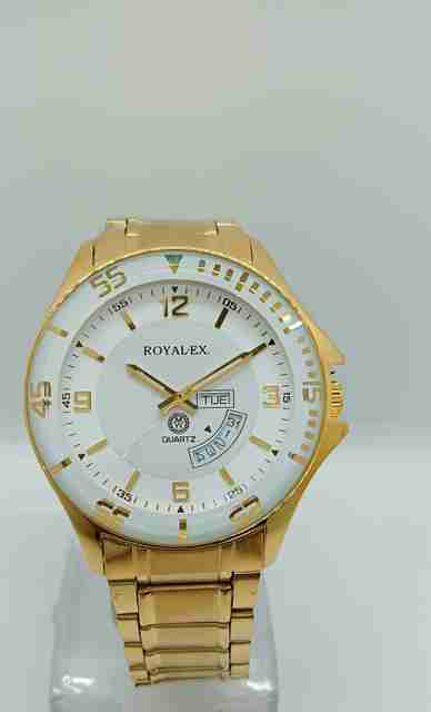 1-men-s-watch-with-day-date-