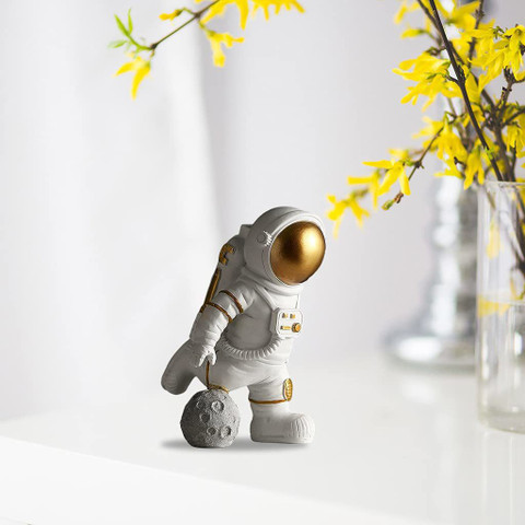 Street27 Cute Spaceman Statue Astronaut Sculpture Gifts Gold Kick
