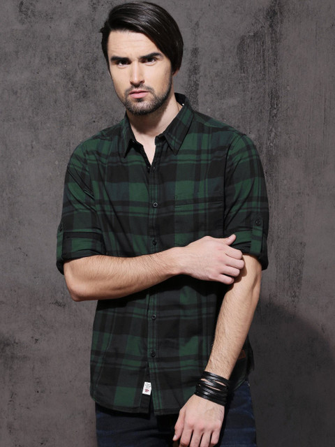 Roadster Men Checkered Casual Green, Black Shirt