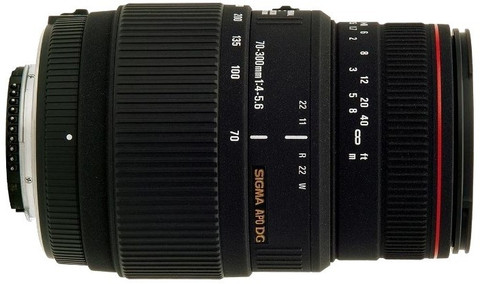 SIGMA 70 - 300 mm F4-5.6 APO DG Macro Telephoto Zoom Lens - SIGMA