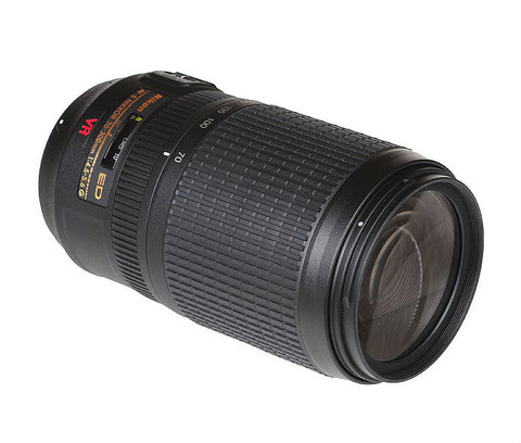 NIKON AF-S VR Zoom-Nikkor 70 - 300 mm f/4.5-5.6G IF-ED Telephoto