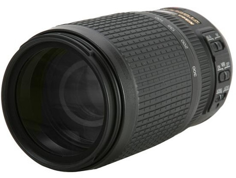 NIKON AF-S VR Zoom-Nikkor 70 - 300 mm f/4.5-5.6G IF-ED Telephoto
