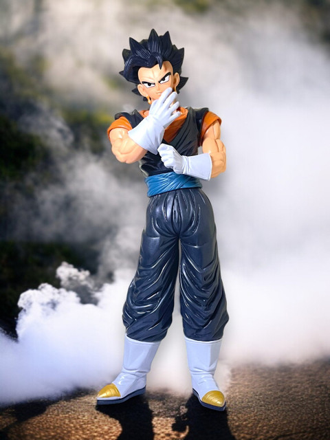 SSAppliances Vegito Action Figure 24cm | Dragon Ball Z Fusion