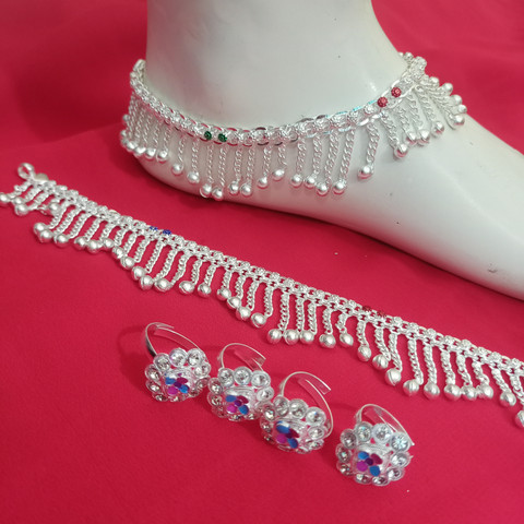 Siya Creation TRADITIONAL PURE SILVER PLATED STUNNING DESIGN