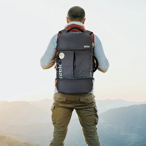 SAFARI Seek Expandable Unisex with Suitcase compartment 45 L Large