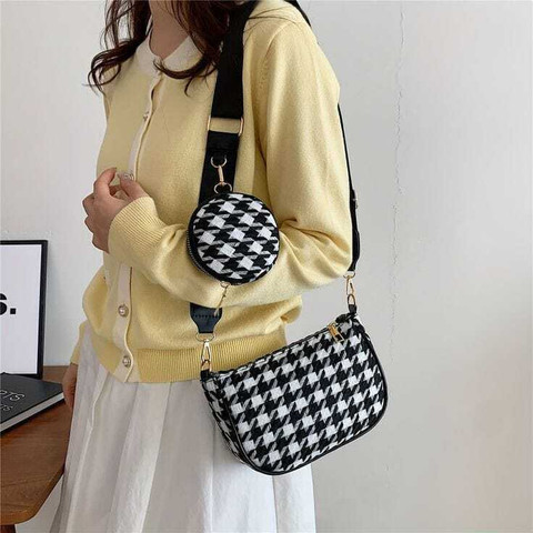 ZAALIQA Small Crossbody Bag for Women With Coin pouch handbag for women and  girls Waterproof Sling Bag