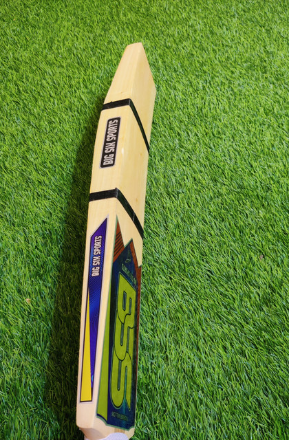 Livesporting Triple blade light weight Kashmir Willow Cricket Bat