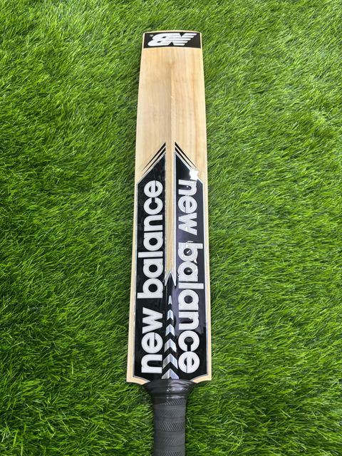 WCB VAULT NB English Willow Cricket Bat (1 kg, 15+ Yrs) - Image 6