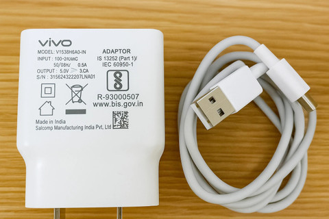 vivo 15 W SuperVOOC A Wall Charger for Mobile with Detachable