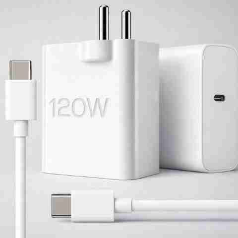 MGEdge 120W Fast Charger with Detachable Cable (White) - Image 5