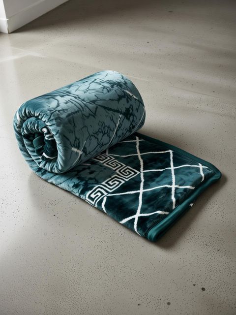 kirshinaENTERPRISES Printed King Weighted Blanket for Heavy Winter (Polyester, Multicolor - 5) - Image 6