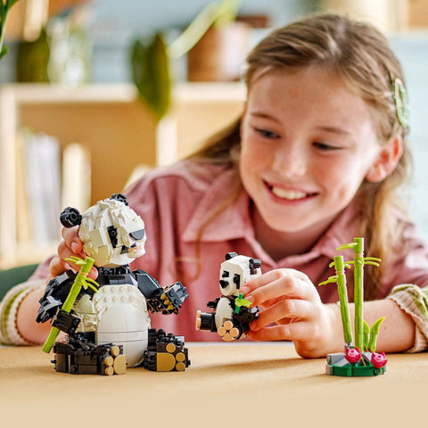 LEGO Creator 3in1 Wild Animals: Panda Family Toy Playset 31165