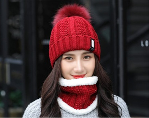 REFFER women Winter Woolen Beanie Cap with Scarf Set Stretch Warm