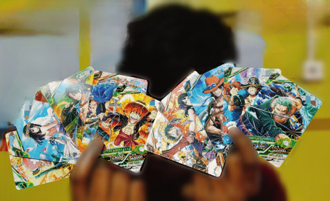 Thrifx Luffy Zoro Boa Hancock Series OnePiece Cards Pack of 100