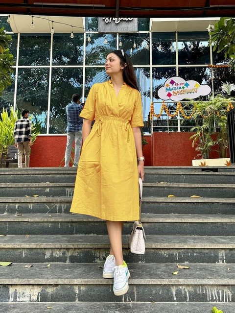 red flare dress pants yellow backless sundress with puff sleeves – Lazo Store
