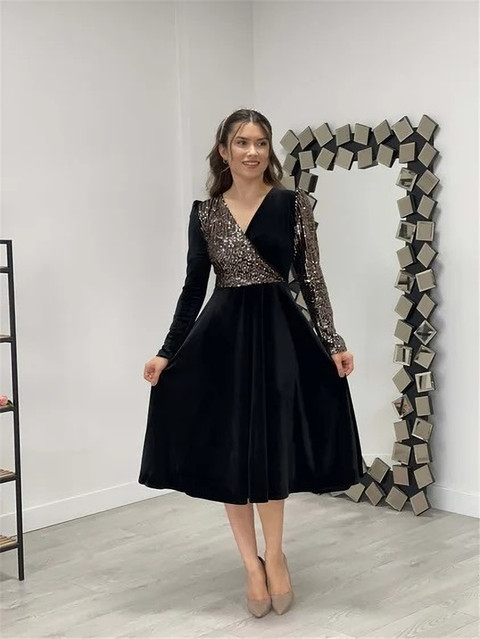 Ghateshvar Women Bodycon Black Midi/Calf Length Dress