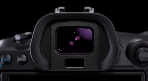 Canon EOS R5 Mirrorless Camera Body With SanDisk 512GB CF Express