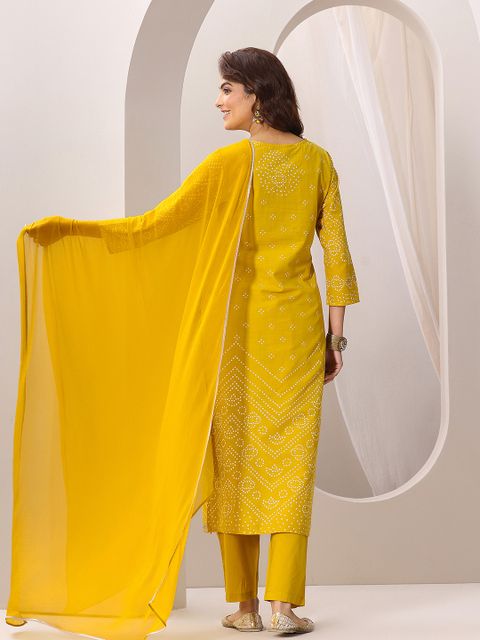LIBAS Women Cotton Blend Kurta Pant Dupatta Set - Image 4