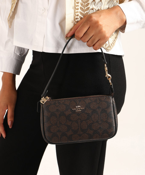 Buy COACH Women Brown Hand-held Bag Gold/Walnut/Black Online