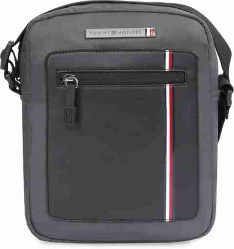 TOMMY HILFIGER Grey Hand-held Bag Nelson Grey Price in India