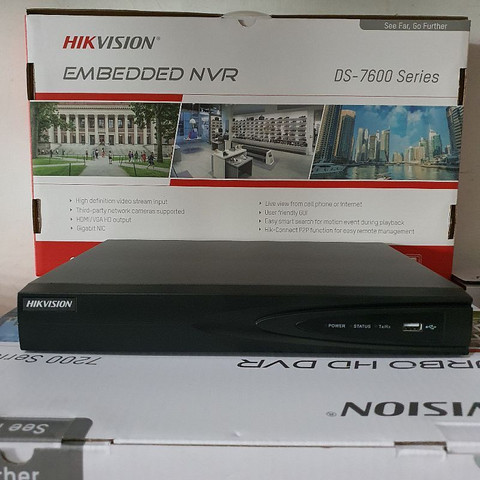 HIKVISION DS-7608NI-Q1 Network Video Recorder, Channel Metal NVR
