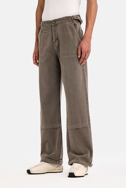 Snitch Men Loose Fit Mid Rise Brown Jeans - Image 7
