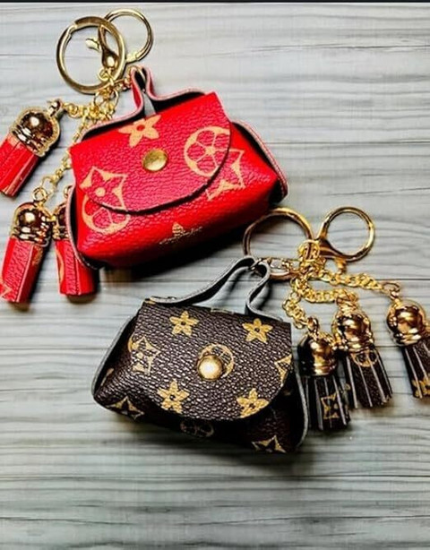 NAKSHT Mini Handbag Keychain with Tassels,Cute Keychain with Cosmetic Bag  Cosmetic Bag
