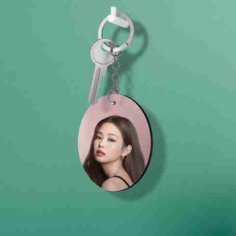 Niki Enterprises Blackpink Jennie (Member ) Keychain with 8